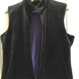 Mc Laughlin faux fur reversible vest.